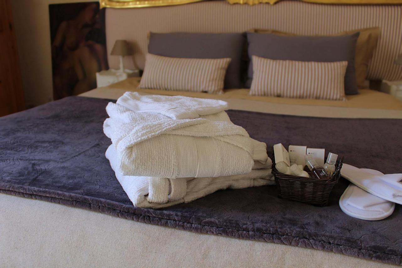 カゼルタ Dependance Royale Bed & Breakfast エクステリア 写真