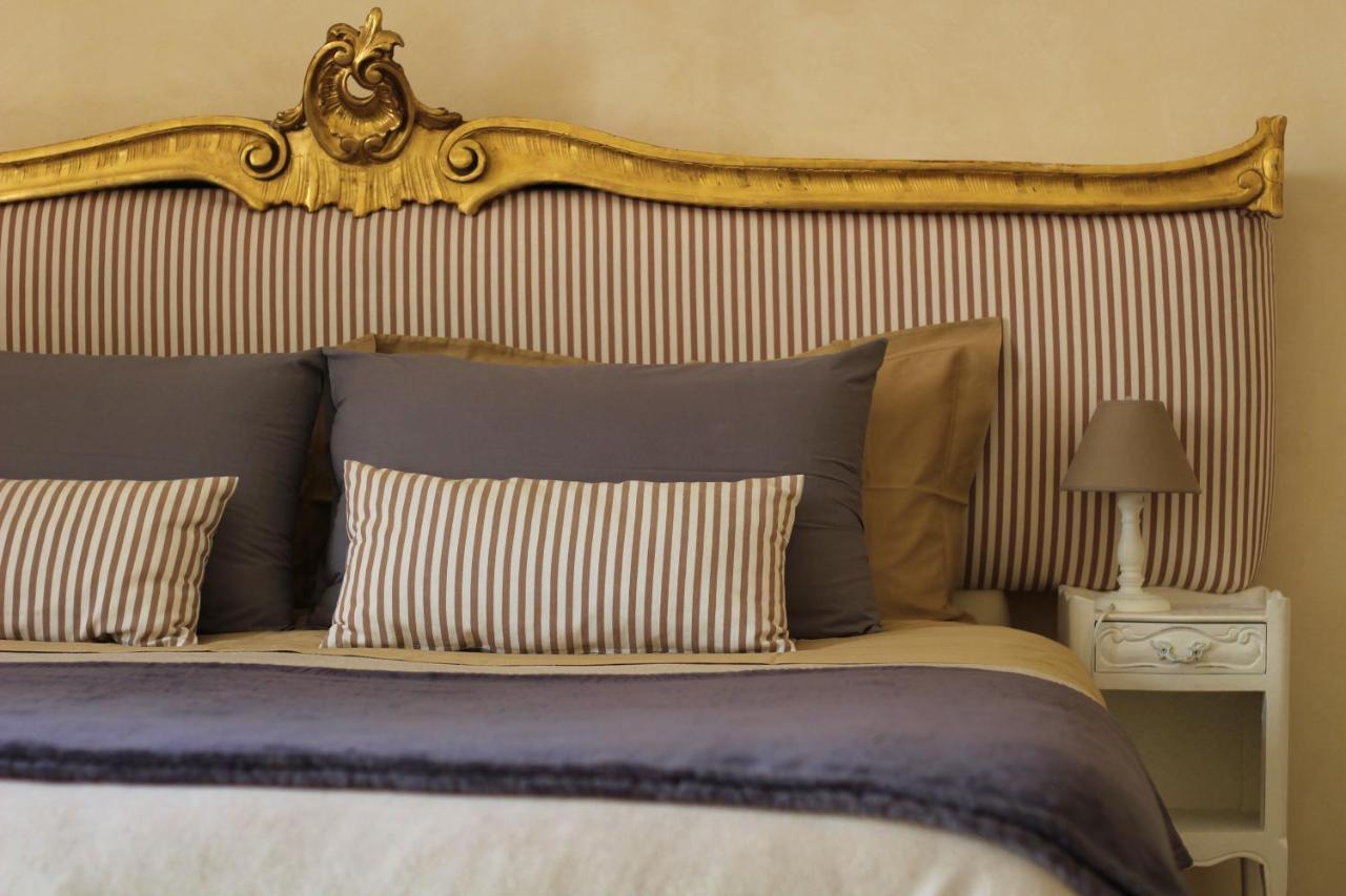 カゼルタ Dependance Royale Bed & Breakfast エクステリア 写真