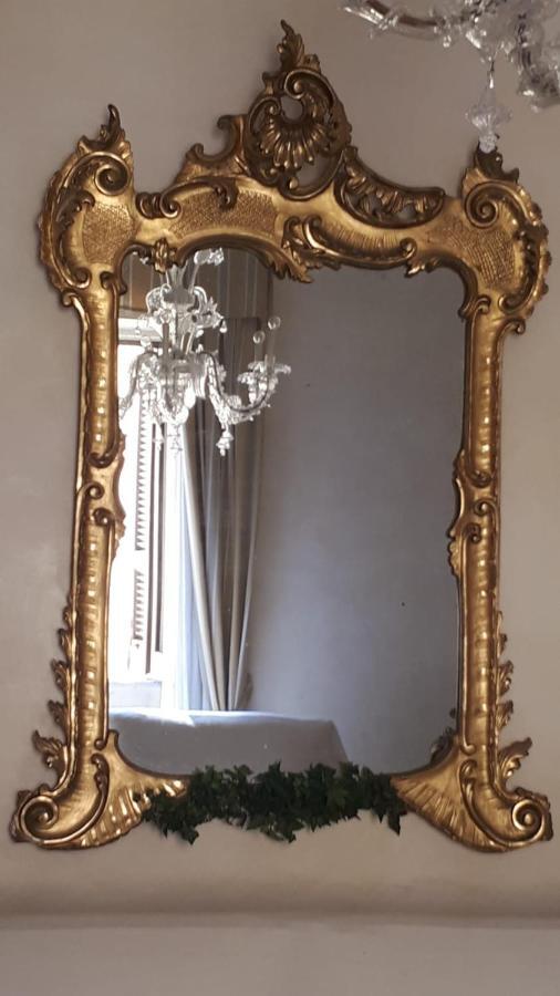 カゼルタ Dependance Royale Bed & Breakfast エクステリア 写真