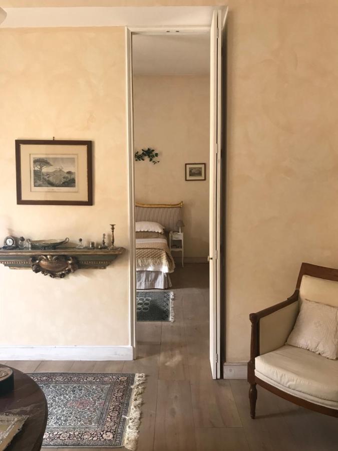 カゼルタ Dependance Royale Bed & Breakfast エクステリア 写真